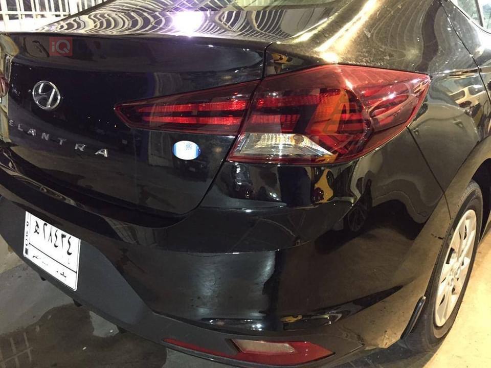 هیوندای ئەلەنترا